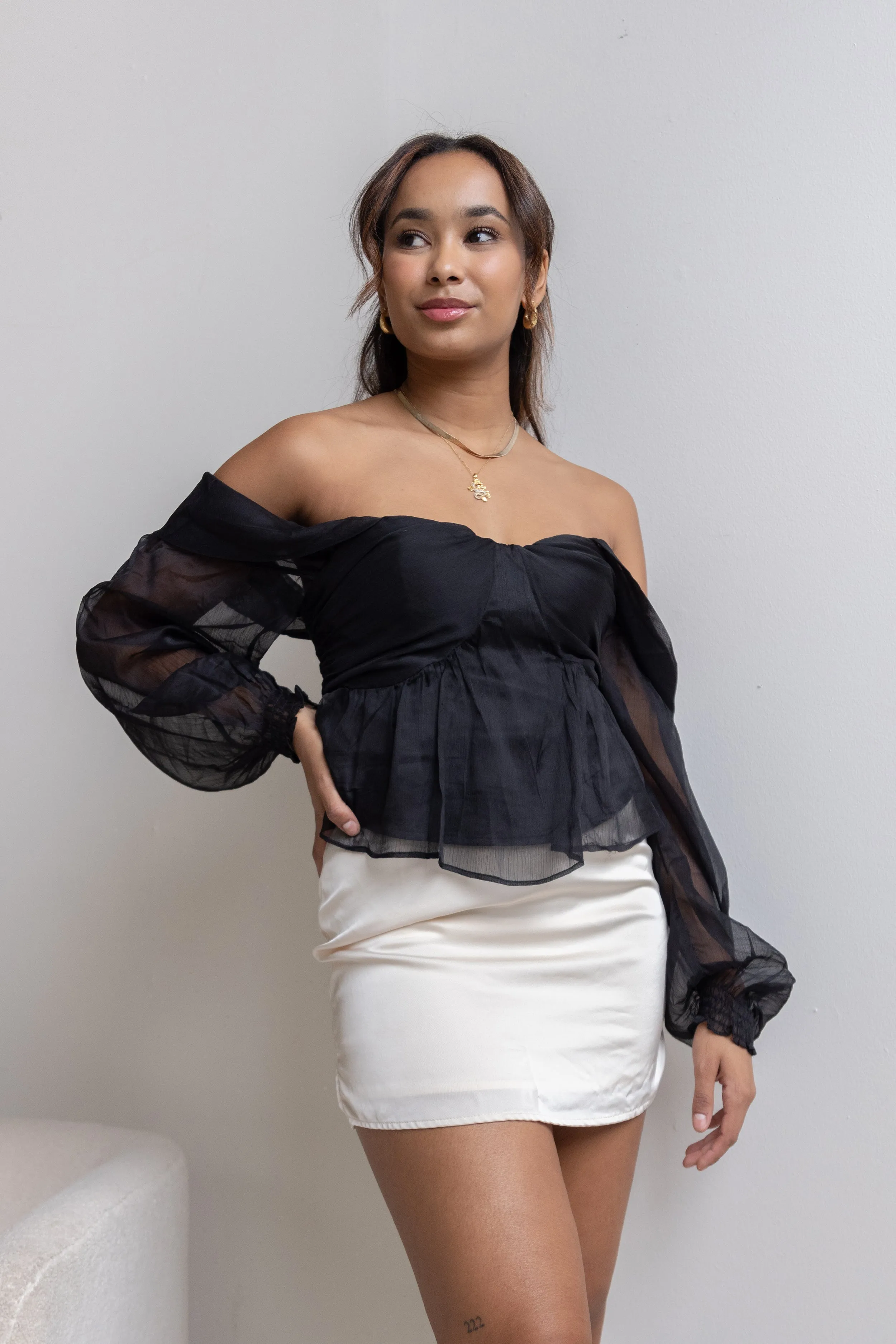 Noir Blouse