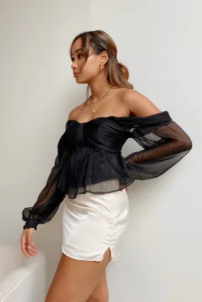 Noir Blouse